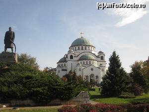 [P17] Belgrad-Statuia eroului national Karadorde vegheaza Catedrala. » foto by Floria
 - 
<span class="allrVoted glyphicon glyphicon-heart hidden" id="av626738"></span>
<a class="m-l-10 hidden" id="sv626738" onclick="voting_Foto_DelVot(,626738,7062)" role="button">șterge vot <span class="glyphicon glyphicon-remove"></span></a>
<a id="v9626738" class=" c-red"  onclick="voting_Foto_SetVot(626738)" role="button"><span class="glyphicon glyphicon-heart-empty"></span> <b>LIKE</b> = Votează poza</a> <img class="hidden"  id="f626738W9" src="/imagini/loader.gif" border="0" /><span class="AjErrMes hidden" id="e626738ErM"></span>