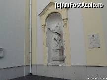 [P12] O statueta pe o latura a capelei » foto by dannek
 - 
<span class="allrVoted glyphicon glyphicon-heart hidden" id="av149146"></span>
<a class="m-l-10 hidden" id="sv149146" onclick="voting_Foto_DelVot(,149146,7068)" role="button">șterge vot <span class="glyphicon glyphicon-remove"></span></a>
<a id="v9149146" class=" c-red"  onclick="voting_Foto_SetVot(149146)" role="button"><span class="glyphicon glyphicon-heart-empty"></span> <b>LIKE</b> = Votează poza</a> <img class="hidden"  id="f149146W9" src="/imagini/loader.gif" border="0" /><span class="AjErrMes hidden" id="e149146ErM"></span>