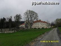 [P03] spre manastire. » foto by adryana
 - 
<span class="allrVoted glyphicon glyphicon-heart hidden" id="av325388"></span>
<a class="m-l-10 hidden" id="sv325388" onclick="voting_Foto_DelVot(,325388,7068)" role="button">șterge vot <span class="glyphicon glyphicon-remove"></span></a>
<a id="v9325388" class=" c-red"  onclick="voting_Foto_SetVot(325388)" role="button"><span class="glyphicon glyphicon-heart-empty"></span> <b>LIKE</b> = Votează poza</a> <img class="hidden"  id="f325388W9" src="/imagini/loader.gif" border="0" /><span class="AjErrMes hidden" id="e325388ErM"></span>