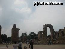 [P08] ruinele complexului din spatele minaretului » foto by ghecamelia
 - 
<span class="allrVoted glyphicon glyphicon-heart hidden" id="av121144"></span>
<a class="m-l-10 hidden" id="sv121144" onclick="voting_Foto_DelVot(,121144,7091)" role="button">șterge vot <span class="glyphicon glyphicon-remove"></span></a>
<a id="v9121144" class=" c-red"  onclick="voting_Foto_SetVot(121144)" role="button"><span class="glyphicon glyphicon-heart-empty"></span> <b>LIKE</b> = Votează poza</a> <img class="hidden"  id="f121144W9" src="/imagini/loader.gif" border="0" /><span class="AjErrMes hidden" id="e121144ErM"></span>