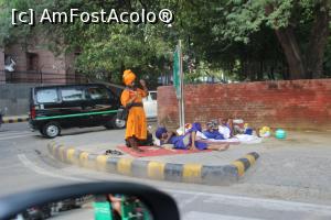 [P13] Secta Sadhus, moment de respiro. » foto by glcitizen
 - 
<span class="allrVoted glyphicon glyphicon-heart hidden" id="av845557"></span>
<a class="m-l-10 hidden" id="sv845557" onclick="voting_Foto_DelVot(,845557,7091)" role="button">șterge vot <span class="glyphicon glyphicon-remove"></span></a>
<a id="v9845557" class=" c-red"  onclick="voting_Foto_SetVot(845557)" role="button"><span class="glyphicon glyphicon-heart-empty"></span> <b>LIKE</b> = Votează poza</a> <img class="hidden"  id="f845557W9" src="/imagini/loader.gif" border="0" /><span class="AjErrMes hidden" id="e845557ErM"></span>