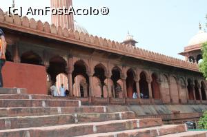 [P03] Coloanele roșii ale Minaretului.  » foto by glcitizen
 - 
<span class="allrVoted glyphicon glyphicon-heart hidden" id="av856274"></span>
<a class="m-l-10 hidden" id="sv856274" onclick="voting_Foto_DelVot(,856274,7091)" role="button">șterge vot <span class="glyphicon glyphicon-remove"></span></a>
<a id="v9856274" class=" c-red"  onclick="voting_Foto_SetVot(856274)" role="button"><span class="glyphicon glyphicon-heart-empty"></span> <b>LIKE</b> = Votează poza</a> <img class="hidden"  id="f856274W9" src="/imagini/loader.gif" border="0" /><span class="AjErrMes hidden" id="e856274ErM"></span>