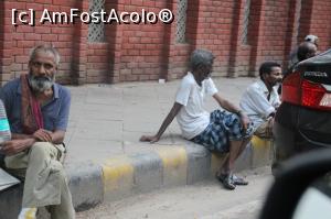 [P13] Un moment de pauză seculară în India.  » foto by glcitizen
 - 
<span class="allrVoted glyphicon glyphicon-heart hidden" id="av860625"></span>
<a class="m-l-10 hidden" id="sv860625" onclick="voting_Foto_DelVot(,860625,7091)" role="button">șterge vot <span class="glyphicon glyphicon-remove"></span></a>
<a id="v9860625" class=" c-red"  onclick="voting_Foto_SetVot(860625)" role="button"><span class="glyphicon glyphicon-heart-empty"></span> <b>LIKE</b> = Votează poza</a> <img class="hidden"  id="f860625W9" src="/imagini/loader.gif" border="0" /><span class="AjErrMes hidden" id="e860625ErM"></span>