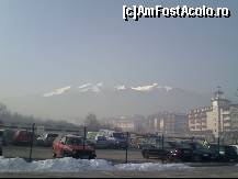 [P13] in dreapta se vede hotelul Royal Tower, cel cu turnul cu ceas, f. aproape de telegondola, pana aici am ajuns cu microbuzul hotelului » foto by adryana
 - 
<span class="allrVoted glyphicon glyphicon-heart hidden" id="av175630"></span>
<a class="m-l-10 hidden" id="sv175630" onclick="voting_Foto_DelVot(,175630,7111)" role="button">șterge vot <span class="glyphicon glyphicon-remove"></span></a>
<a id="v9175630" class=" c-red"  onclick="voting_Foto_SetVot(175630)" role="button"><span class="glyphicon glyphicon-heart-empty"></span> <b>LIKE</b> = Votează poza</a> <img class="hidden"  id="f175630W9" src="/imagini/loader.gif" border="0" /><span class="AjErrMes hidden" id="e175630ErM"></span>