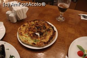 [P10] Burgas, Rose Restaurant, Pâine cu usturoi » foto by mprofeanu
 - 
<span class="allrVoted glyphicon glyphicon-heart hidden" id="av1204727"></span>
<a class="m-l-10 hidden" id="sv1204727" onclick="voting_Foto_DelVot(,1204727,7131)" role="button">șterge vot <span class="glyphicon glyphicon-remove"></span></a>
<a id="v91204727" class=" c-red"  onclick="voting_Foto_SetVot(1204727)" role="button"><span class="glyphicon glyphicon-heart-empty"></span> <b>LIKE</b> = Votează poza</a> <img class="hidden"  id="f1204727W9" src="/imagini/loader.gif" border="0" /><span class="AjErrMes hidden" id="e1204727ErM"></span>