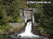 [P15] Apa involburata care iese din tunel » foto by Alina Morar
 - 
<span class="allrVoted glyphicon glyphicon-heart hidden" id="av154724"></span>
<a class="m-l-10 hidden" id="sv154724" onclick="voting_Foto_DelVot(,154724,7135)" role="button">șterge vot <span class="glyphicon glyphicon-remove"></span></a>
<a id="v9154724" class=" c-red"  onclick="voting_Foto_SetVot(154724)" role="button"><span class="glyphicon glyphicon-heart-empty"></span> <b>LIKE</b> = Votează poza</a> <img class="hidden"  id="f154724W9" src="/imagini/loader.gif" border="0" /><span class="AjErrMes hidden" id="e154724ErM"></span>