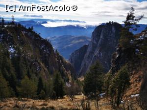 [P43] Scărița Belioara » foto by cata2106
 - 
<span class="allrVoted glyphicon glyphicon-heart hidden" id="av1271824"></span>
<a class="m-l-10 hidden" id="sv1271824" onclick="voting_Foto_DelVot(,1271824,7135)" role="button">șterge vot <span class="glyphicon glyphicon-remove"></span></a>
<a id="v91271824" class=" c-red"  onclick="voting_Foto_SetVot(1271824)" role="button"><span class="glyphicon glyphicon-heart-empty"></span> <b>LIKE</b> = Votează poza</a> <img class="hidden"  id="f1271824W9" src="/imagini/loader.gif" border="0" /><span class="AjErrMes hidden" id="e1271824ErM"></span>