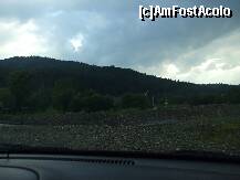 [P03] Bradutul verde din fata ne arata ca mai avem putin si ajungem. Asta dupa ce trecem podul de peste rau :) » foto by mahtobleyla*
 - 
<span class="allrVoted glyphicon glyphicon-heart hidden" id="av167156"></span>
<a class="m-l-10 hidden" id="sv167156" onclick="voting_Foto_DelVot(,167156,7145)" role="button">șterge vot <span class="glyphicon glyphicon-remove"></span></a>
<a id="v9167156" class=" c-red"  onclick="voting_Foto_SetVot(167156)" role="button"><span class="glyphicon glyphicon-heart-empty"></span> <b>LIKE</b> = Votează poza</a> <img class="hidden"  id="f167156W9" src="/imagini/loader.gif" border="0" /><span class="AjErrMes hidden" id="e167156ErM"></span>