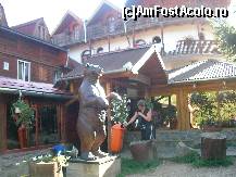 [P02] intrarea in restaurant Cetate » foto by cris1982
 - 
<span class="allrVoted glyphicon glyphicon-heart hidden" id="av123574"></span>
<a class="m-l-10 hidden" id="sv123574" onclick="voting_Foto_DelVot(,123574,7148)" role="button">șterge vot <span class="glyphicon glyphicon-remove"></span></a>
<a id="v9123574" class=" c-red"  onclick="voting_Foto_SetVot(123574)" role="button"><span class="glyphicon glyphicon-heart-empty"></span> <b>LIKE</b> = Votează poza</a> <img class="hidden"  id="f123574W9" src="/imagini/loader.gif" border="0" /><span class="AjErrMes hidden" id="e123574ErM"></span>