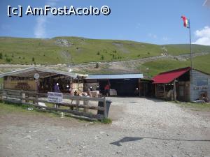 [P11] Stâna Ștefanu de pe Transalpina - Am oprit acolo pentru circa 30 de minute și am servit masa la stână.  » foto by Floryn81
 - 
<span class="allrVoted glyphicon glyphicon-heart hidden" id="av929377"></span>
<a class="m-l-10 hidden" id="sv929377" onclick="voting_Foto_DelVot(,929377,7149)" role="button">șterge vot <span class="glyphicon glyphicon-remove"></span></a>
<a id="v9929377" class=" c-red"  onclick="voting_Foto_SetVot(929377)" role="button"><span class="glyphicon glyphicon-heart-empty"></span> <b>LIKE</b> = Votează poza</a> <img class="hidden"  id="f929377W9" src="/imagini/loader.gif" border="0" /><span class="AjErrMes hidden" id="e929377ErM"></span>