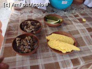 [P15] Stâna Ștefanu - Tocană de oaie cu mămăliguță și murături. Mâncarea a fost foarte bună.  » foto by Floryn81
 - 
<span class="allrVoted glyphicon glyphicon-heart hidden" id="av929381"></span>
<a class="m-l-10 hidden" id="sv929381" onclick="voting_Foto_DelVot(,929381,7149)" role="button">șterge vot <span class="glyphicon glyphicon-remove"></span></a>
<a id="v9929381" class=" c-red"  onclick="voting_Foto_SetVot(929381)" role="button"><span class="glyphicon glyphicon-heart-empty"></span> <b>LIKE</b> = Votează poza</a> <img class="hidden"  id="f929381W9" src="/imagini/loader.gif" border="0" /><span class="AjErrMes hidden" id="e929381ErM"></span>