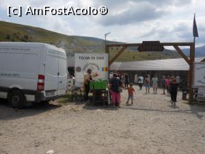 [P13] Transalpina - Popas la Stâna Ștefanu. » foto by iulianic
 - 
<span class="allrVoted glyphicon glyphicon-heart hidden" id="av1383331"></span>
<a class="m-l-10 hidden" id="sv1383331" onclick="voting_Foto_DelVot(,1383331,7149)" role="button">șterge vot <span class="glyphicon glyphicon-remove"></span></a>
<a id="v91383331" class=" c-red"  onclick="voting_Foto_SetVot(1383331)" role="button"><span class="glyphicon glyphicon-heart-empty"></span> <b>LIKE</b> = Votează poza</a> <img class="hidden"  id="f1383331W9" src="/imagini/loader.gif" border="0" /><span class="AjErrMes hidden" id="e1383331ErM"></span>