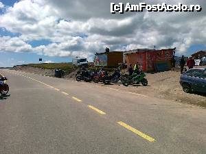 [P49] Transalpina acum, în multe imagini și puține cuvinte - Au poposit aici și motocicliștii...  » foto by Lyssys
 - 
<span class="allrVoted glyphicon glyphicon-heart hidden" id="av636531"></span>
<a class="m-l-10 hidden" id="sv636531" onclick="voting_Foto_DelVot(,636531,7149)" role="button">șterge vot <span class="glyphicon glyphicon-remove"></span></a>
<a id="v9636531" class=" c-red"  onclick="voting_Foto_SetVot(636531)" role="button"><span class="glyphicon glyphicon-heart-empty"></span> <b>LIKE</b> = Votează poza</a> <img class="hidden"  id="f636531W9" src="/imagini/loader.gif" border="0" /><span class="AjErrMes hidden" id="e636531ErM"></span>