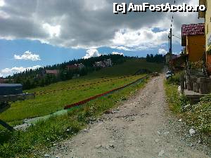 [P09] Transalpina acum, în multe imagini și puține cuvinte - Distracție de vară pe pârtie de schi: pârtie de... colac (!) » foto by Lyssys
 - 
<span class="allrVoted glyphicon glyphicon-heart hidden" id="av636437"></span>
<a class="m-l-10 hidden" id="sv636437" onclick="voting_Foto_DelVot(,636437,7149)" role="button">șterge vot <span class="glyphicon glyphicon-remove"></span></a>
<a id="v9636437" class=" c-red"  onclick="voting_Foto_SetVot(636437)" role="button"><span class="glyphicon glyphicon-heart-empty"></span> <b>LIKE</b> = Votează poza</a> <img class="hidden"  id="f636437W9" src="/imagini/loader.gif" border="0" /><span class="AjErrMes hidden" id="e636437ErM"></span>