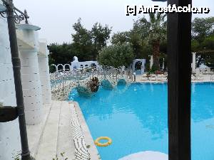 [P03] Athena Pallace Village - Sithonia/Chalkidiki -mai2013 » foto by ionescunic
 - 
<span class="allrVoted glyphicon glyphicon-heart hidden" id="av477058"></span>
<a class="m-l-10 hidden" id="sv477058" onclick="voting_Foto_DelVot(,477058,7150)" role="button">șterge vot <span class="glyphicon glyphicon-remove"></span></a>
<a id="v9477058" class=" c-red"  onclick="voting_Foto_SetVot(477058)" role="button"><span class="glyphicon glyphicon-heart-empty"></span> <b>LIKE</b> = Votează poza</a> <img class="hidden"  id="f477058W9" src="/imagini/loader.gif" border="0" /><span class="AjErrMes hidden" id="e477058ErM"></span>