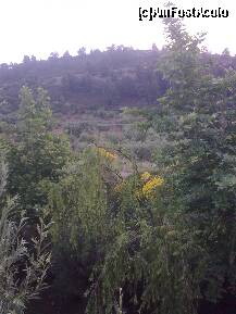 [P38] O vedere spre munte... se vede puţin drumul spre Agios Paulos, săpat în munte » foto by Aeerdna*
 - 
<span class="allrVoted glyphicon glyphicon-heart hidden" id="av217070"></span>
<a class="m-l-10 hidden" id="sv217070" onclick="voting_Foto_DelVot(,217070,7150)" role="button">șterge vot <span class="glyphicon glyphicon-remove"></span></a>
<a id="v9217070" class=" c-red"  onclick="voting_Foto_SetVot(217070)" role="button"><span class="glyphicon glyphicon-heart-empty"></span> <b>LIKE</b> = Votează poza</a> <img class="hidden"  id="f217070W9" src="/imagini/loader.gif" border="0" /><span class="AjErrMes hidden" id="e217070ErM"></span>