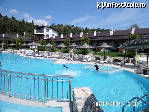 [P26] Din camera de hotel, țuști direct în piscină!  » foto by Alina53
 - 
<span class="allrVoted glyphicon glyphicon-heart hidden" id="av582002"></span>
<a class="m-l-10 hidden" id="sv582002" onclick="voting_Foto_DelVot(,582002,7150)" role="button">șterge vot <span class="glyphicon glyphicon-remove"></span></a>
<a id="v9582002" class=" c-red"  onclick="voting_Foto_SetVot(582002)" role="button"><span class="glyphicon glyphicon-heart-empty"></span> <b>LIKE</b> = Votează poza</a> <img class="hidden"  id="f582002W9" src="/imagini/loader.gif" border="0" /><span class="AjErrMes hidden" id="e582002ErM"></span>