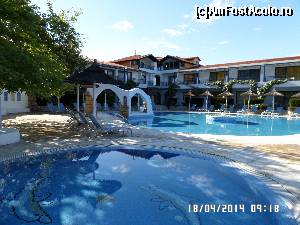 [P07] Alte piscine în care se oglindește cerul senin » foto by Alina53
 - 
<span class="allrVoted glyphicon glyphicon-heart hidden" id="av581982"></span>
<a class="m-l-10 hidden" id="sv581982" onclick="voting_Foto_DelVot(,581982,7150)" role="button">șterge vot <span class="glyphicon glyphicon-remove"></span></a>
<a id="v9581982" class=" c-red"  onclick="voting_Foto_SetVot(581982)" role="button"><span class="glyphicon glyphicon-heart-empty"></span> <b>LIKE</b> = Votează poza</a> <img class="hidden"  id="f581982W9" src="/imagini/loader.gif" border="0" /><span class="AjErrMes hidden" id="e581982ErM"></span>