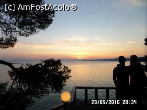 [P02] Apus de soare privit de pe terasa din apropierea hotelului Athena Pallas » foto by Alina53
 - 
<span class="allrVoted glyphicon glyphicon-heart hidden" id="av765799"></span>
<a class="m-l-10 hidden" id="sv765799" onclick="voting_Foto_DelVot(,765799,7150)" role="button">șterge vot <span class="glyphicon glyphicon-remove"></span></a>
<a id="v9765799" class=" c-red"  onclick="voting_Foto_SetVot(765799)" role="button"><span class="glyphicon glyphicon-heart-empty"></span> <b>LIKE</b> = Votează poza</a> <img class="hidden"  id="f765799W9" src="/imagini/loader.gif" border="0" /><span class="AjErrMes hidden" id="e765799ErM"></span>