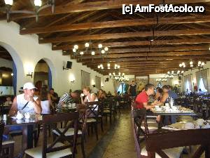 [P08] restaurantul » foto by Adyna_Ionete
 - 
<span class="allrVoted glyphicon glyphicon-heart hidden" id="av397835"></span>
<a class="m-l-10 hidden" id="sv397835" onclick="voting_Foto_DelVot(,397835,7150)" role="button">șterge vot <span class="glyphicon glyphicon-remove"></span></a>
<a id="v9397835" class=" c-red"  onclick="voting_Foto_SetVot(397835)" role="button"><span class="glyphicon glyphicon-heart-empty"></span> <b>LIKE</b> = Votează poza</a> <img class="hidden"  id="f397835W9" src="/imagini/loader.gif" border="0" /><span class="AjErrMes hidden" id="e397835ErM"></span>