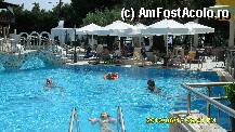 [P13] [O plimbare prin Athena Palace Village ] piscina, la Athena Palace Village » foto by adryana
 - 
<span class="allrVoted glyphicon glyphicon-heart hidden" id="av101289"></span>
<a class="m-l-10 hidden" id="sv101289" onclick="voting_Foto_DelVot(,101289,7150)" role="button">șterge vot <span class="glyphicon glyphicon-remove"></span></a>
<a id="v9101289" class=" c-red"  onclick="voting_Foto_SetVot(101289)" role="button"><span class="glyphicon glyphicon-heart-empty"></span> <b>LIKE</b> = Votează poza</a> <img class="hidden"  id="f101289W9" src="/imagini/loader.gif" border="0" /><span class="AjErrMes hidden" id="e101289ErM"></span>