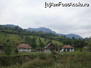 [P45] Iată că a venit și momentul să plecăm. Privim înapoi către Ceahlău din satul ce poartă același nume.  » foto by Floryn81
 - 
<span class="allrVoted glyphicon glyphicon-heart hidden" id="av679226"></span>
<a class="m-l-10 hidden" id="sv679226" onclick="voting_Foto_DelVot(,679226,7157)" role="button">șterge vot <span class="glyphicon glyphicon-remove"></span></a>
<a id="v9679226" class=" c-red"  onclick="voting_Foto_SetVot(679226)" role="button"><span class="glyphicon glyphicon-heart-empty"></span> <b>LIKE</b> = Votează poza</a> <img class="hidden"  id="f679226W9" src="/imagini/loader.gif" border="0" /><span class="AjErrMes hidden" id="e679226ErM"></span>