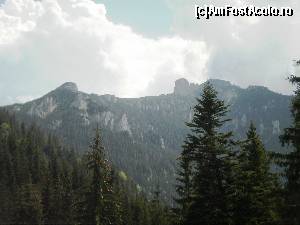 [P03] Culmea Ceahlăulului, așa cum se vede de la Cabana Fântânele.  » foto by izabiza
 - 
<span class="allrVoted glyphicon glyphicon-heart hidden" id="av644633"></span>
<a class="m-l-10 hidden" id="sv644633" onclick="voting_Foto_DelVot(,644633,7157)" role="button">șterge vot <span class="glyphicon glyphicon-remove"></span></a>
<a id="v9644633" class=" c-red"  onclick="voting_Foto_SetVot(644633)" role="button"><span class="glyphicon glyphicon-heart-empty"></span> <b>LIKE</b> = Votează poza</a> <img class="hidden"  id="f644633W9" src="/imagini/loader.gif" border="0" /><span class="AjErrMes hidden" id="e644633ErM"></span>