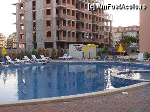[P14] piscina » foto by stefan.b
 - 
<span class="allrVoted glyphicon glyphicon-heart hidden" id="av360034"></span>
<a class="m-l-10 hidden" id="sv360034" onclick="voting_Foto_DelVot(,360034,7174)" role="button">șterge vot <span class="glyphicon glyphicon-remove"></span></a>
<a id="v9360034" class=" c-red"  onclick="voting_Foto_SetVot(360034)" role="button"><span class="glyphicon glyphicon-heart-empty"></span> <b>LIKE</b> = Votează poza</a> <img class="hidden"  id="f360034W9" src="/imagini/loader.gif" border="0" /><span class="AjErrMes hidden" id="e360034ErM"></span>