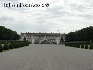 [P02] Castelul Herrenchiemsee » foto by RoxanaGRS
 - 
<span class="allrVoted glyphicon glyphicon-heart hidden" id="av923929"></span>
<a class="m-l-10 hidden" id="sv923929" onclick="voting_Foto_DelVot(,923929,7186)" role="button">șterge vot <span class="glyphicon glyphicon-remove"></span></a>
<a id="v9923929" class=" c-red"  onclick="voting_Foto_SetVot(923929)" role="button"><span class="glyphicon glyphicon-heart-empty"></span> <b>LIKE</b> = Votează poza</a> <img class="hidden"  id="f923929W9" src="/imagini/loader.gif" border="0" /><span class="AjErrMes hidden" id="e923929ErM"></span>