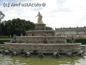[P03] Castelul Herrenchiemsee - Fântâna Latona, copie după cea de la Versailles, doar că nu e aurită » foto by RoxanaGRS
 - 
<span class="allrVoted glyphicon glyphicon-heart hidden" id="av923930"></span>
<a class="m-l-10 hidden" id="sv923930" onclick="voting_Foto_DelVot(,923930,7186)" role="button">șterge vot <span class="glyphicon glyphicon-remove"></span></a>
<a id="v9923930" class=" c-red"  onclick="voting_Foto_SetVot(923930)" role="button"><span class="glyphicon glyphicon-heart-empty"></span> <b>LIKE</b> = Votează poza</a> <img class="hidden"  id="f923930W9" src="/imagini/loader.gif" border="0" /><span class="AjErrMes hidden" id="e923930ErM"></span>