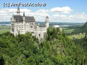[P35] Castelul Neuschwanstein văzut de pe Marienbrucke (a meritat să ne 'batem' cu asiaticii pe pod pentru poza asta)  » foto by RoxanaGRS
 - 
<span class="allrVoted glyphicon glyphicon-heart hidden" id="av924021"></span>
<a class="m-l-10 hidden" id="sv924021" onclick="voting_Foto_DelVot(,924021,7186)" role="button">șterge vot <span class="glyphicon glyphicon-remove"></span></a>
<a id="v9924021" class=" c-red"  onclick="voting_Foto_SetVot(924021)" role="button"><span class="glyphicon glyphicon-heart-empty"></span> <b>LIKE</b> = Votează poza</a> <img class="hidden"  id="f924021W9" src="/imagini/loader.gif" border="0" /><span class="AjErrMes hidden" id="e924021ErM"></span>