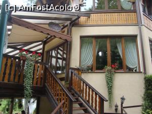 [P05] În imagine se observă terasele exterioare ale restaurantului Ciuperca mică.  » foto by Floryn81
 - 
<span class="allrVoted glyphicon glyphicon-heart hidden" id="av772820"></span>
<a class="m-l-10 hidden" id="sv772820" onclick="voting_Foto_DelVot(,772820,7201)" role="button">șterge vot <span class="glyphicon glyphicon-remove"></span></a>
<a id="v9772820" class=" c-red"  onclick="voting_Foto_SetVot(772820)" role="button"><span class="glyphicon glyphicon-heart-empty"></span> <b>LIKE</b> = Votează poza</a> <img class="hidden"  id="f772820W9" src="/imagini/loader.gif" border="0" /><span class="AjErrMes hidden" id="e772820ErM"></span>