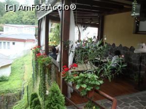 [P06] Terasa de jos a restaurantului, locul unde am găsit o masă liberă în exterior. » foto by Floryn81
 - 
<span class="allrVoted glyphicon glyphicon-heart hidden" id="av772821"></span>
<a class="m-l-10 hidden" id="sv772821" onclick="voting_Foto_DelVot(,772821,7201)" role="button">șterge vot <span class="glyphicon glyphicon-remove"></span></a>
<a id="v9772821" class=" c-red"  onclick="voting_Foto_SetVot(772821)" role="button"><span class="glyphicon glyphicon-heart-empty"></span> <b>LIKE</b> = Votează poza</a> <img class="hidden"  id="f772821W9" src="/imagini/loader.gif" border="0" /><span class="AjErrMes hidden" id="e772821ErM"></span>