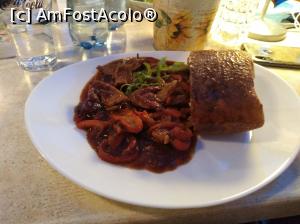 [P12] Restaurantul Ciuperca Mică (Kicsi Gomba) - piept de rață în kurtos colacs; deosebit și delicios! » foto by Dragoș_MD
 - 
<span class="allrVoted glyphicon glyphicon-heart hidden" id="av1270584"></span>
<a class="m-l-10 hidden" id="sv1270584" onclick="voting_Foto_DelVot(,1270584,7201)" role="button">șterge vot <span class="glyphicon glyphicon-remove"></span></a>
<a id="v91270584" class=" c-red"  onclick="voting_Foto_SetVot(1270584)" role="button"><span class="glyphicon glyphicon-heart-empty"></span> <b>LIKE</b> = Votează poza</a> <img class="hidden"  id="f1270584W9" src="/imagini/loader.gif" border="0" /><span class="AjErrMes hidden" id="e1270584ErM"></span>