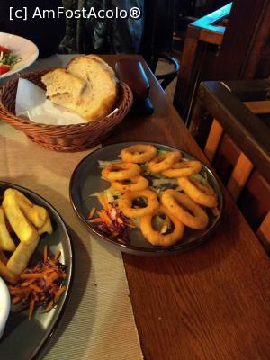 [P04] Bello Pizza & Grill Sovata - inelușe de ceapă » foto by Dragoș_MD
 - 
<span class="allrVoted glyphicon glyphicon-heart hidden" id="av1342917"></span>
<a class="m-l-10 hidden" id="sv1342917" onclick="voting_Foto_DelVot(,1342917,7201)" role="button">șterge vot <span class="glyphicon glyphicon-remove"></span></a>
<a id="v91342917" class=" c-red"  onclick="voting_Foto_SetVot(1342917)" role="button"><span class="glyphicon glyphicon-heart-empty"></span> <b>LIKE</b> = Votează poza</a> <img class="hidden"  id="f1342917W9" src="/imagini/loader.gif" border="0" /><span class="AjErrMes hidden" id="e1342917ErM"></span>