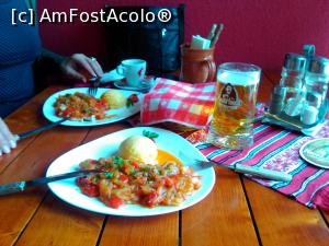 [P10] A sosit si felul doi, o mancare de legume cu mamaliguta » foto by dorgo
 - 
<span class="allrVoted glyphicon glyphicon-heart hidden" id="av841162"></span>
<a class="m-l-10 hidden" id="sv841162" onclick="voting_Foto_DelVot(,841162,7201)" role="button">șterge vot <span class="glyphicon glyphicon-remove"></span></a>
<a id="v9841162" class=" c-red"  onclick="voting_Foto_SetVot(841162)" role="button"><span class="glyphicon glyphicon-heart-empty"></span> <b>LIKE</b> = Votează poza</a> <img class="hidden"  id="f841162W9" src="/imagini/loader.gif" border="0" /><span class="AjErrMes hidden" id="e841162ErM"></span>