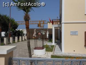 [P29] Vlorë - Muzeul și busturile celor mai importanți combatanți.  » foto by iulianic
 - 
<span class="allrVoted glyphicon glyphicon-heart hidden" id="av872028"></span>
<a class="m-l-10 hidden" id="sv872028" onclick="voting_Foto_DelVot(,872028,7202)" role="button">șterge vot <span class="glyphicon glyphicon-remove"></span></a>
<a id="v9872028" class=" c-red"  onclick="voting_Foto_SetVot(872028)" role="button"><span class="glyphicon glyphicon-heart-empty"></span> <b>LIKE</b> = Votează poza</a> <img class="hidden"  id="f872028W9" src="/imagini/loader.gif" border="0" /><span class="AjErrMes hidden" id="e872028ErM"></span>