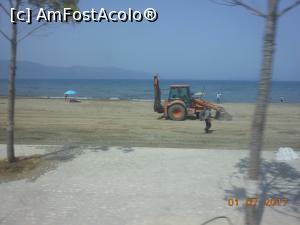 [P30] Vlorë - Plaja încă în amenajare.  » foto by iulianic
 - 
<span class="allrVoted glyphicon glyphicon-heart hidden" id="av872030"></span>
<a class="m-l-10 hidden" id="sv872030" onclick="voting_Foto_DelVot(,872030,7202)" role="button">șterge vot <span class="glyphicon glyphicon-remove"></span></a>
<a id="v9872030" class=" c-red"  onclick="voting_Foto_SetVot(872030)" role="button"><span class="glyphicon glyphicon-heart-empty"></span> <b>LIKE</b> = Votează poza</a> <img class="hidden"  id="f872030W9" src="/imagini/loader.gif" border="0" /><span class="AjErrMes hidden" id="e872030ErM"></span>