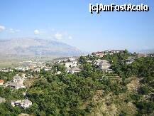 [P42] orasul Gjirokastra » foto by marius.covaci
 - 
<span class="allrVoted glyphicon glyphicon-heart hidden" id="av124972"></span>
<a class="m-l-10 hidden" id="sv124972" onclick="voting_Foto_DelVot(,124972,7202)" role="button">șterge vot <span class="glyphicon glyphicon-remove"></span></a>
<a id="v9124972" class=" c-red"  onclick="voting_Foto_SetVot(124972)" role="button"><span class="glyphicon glyphicon-heart-empty"></span> <b>LIKE</b> = Votează poza</a> <img class="hidden"  id="f124972W9" src="/imagini/loader.gif" border="0" /><span class="AjErrMes hidden" id="e124972ErM"></span>