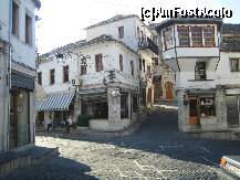 [P44] strazile inguste din orasul medieval Gjirokastra » foto by marius.covaci
 - 
<span class="allrVoted glyphicon glyphicon-heart hidden" id="av124974"></span>
<a class="m-l-10 hidden" id="sv124974" onclick="voting_Foto_DelVot(,124974,7202)" role="button">șterge vot <span class="glyphicon glyphicon-remove"></span></a>
<a id="v9124974" class=" c-red"  onclick="voting_Foto_SetVot(124974)" role="button"><span class="glyphicon glyphicon-heart-empty"></span> <b>LIKE</b> = Votează poza</a> <img class="hidden"  id="f124974W9" src="/imagini/loader.gif" border="0" /><span class="AjErrMes hidden" id="e124974ErM"></span>