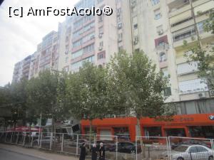 [P31] Bulevars în Tirana » foto by Michi
 - 
<span class="allrVoted glyphicon glyphicon-heart hidden" id="av800088"></span>
<a class="m-l-10 hidden" id="sv800088" onclick="voting_Foto_DelVot(,800088,7202)" role="button">șterge vot <span class="glyphicon glyphicon-remove"></span></a>
<a id="v9800088" class=" c-red"  onclick="voting_Foto_SetVot(800088)" role="button"><span class="glyphicon glyphicon-heart-empty"></span> <b>LIKE</b> = Votează poza</a> <img class="hidden"  id="f800088W9" src="/imagini/loader.gif" border="0" /><span class="AjErrMes hidden" id="e800088ErM"></span>