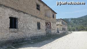 [P13] Barăcile unde mă așteptam să văd vreun comisar Miclovan pe la colțuri » foto by mauricius*
 - 
<span class="allrVoted glyphicon glyphicon-heart hidden" id="av641766"></span>
<a class="m-l-10 hidden" id="sv641766" onclick="voting_Foto_DelVot(,641766,7202)" role="button">șterge vot <span class="glyphicon glyphicon-remove"></span></a>
<a id="v9641766" class=" c-red"  onclick="voting_Foto_SetVot(641766)" role="button"><span class="glyphicon glyphicon-heart-empty"></span> <b>LIKE</b> = Votează poza</a> <img class="hidden"  id="f641766W9" src="/imagini/loader.gif" border="0" /><span class="AjErrMes hidden" id="e641766ErM"></span>