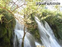 [P18] Cascada Kravice - apa si vegetatie luxurianta » foto by marius.covaci
 - 
<span class="allrVoted glyphicon glyphicon-heart hidden" id="av143717"></span>
<a class="m-l-10 hidden" id="sv143717" onclick="voting_Foto_DelVot(,143717,7233)" role="button">șterge vot <span class="glyphicon glyphicon-remove"></span></a>
<a id="v9143717" class=" c-red"  onclick="voting_Foto_SetVot(143717)" role="button"><span class="glyphicon glyphicon-heart-empty"></span> <b>LIKE</b> = Votează poza</a> <img class="hidden"  id="f143717W9" src="/imagini/loader.gif" border="0" /><span class="AjErrMes hidden" id="e143717ErM"></span>