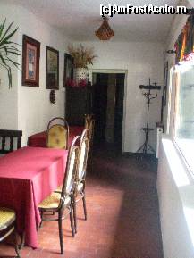 [P12] Pe culoar, langa bar si receptia pensiunii. » foto by presario
 - 
<span class="allrVoted glyphicon glyphicon-heart hidden" id="av133734"></span>
<a class="m-l-10 hidden" id="sv133734" onclick="voting_Foto_DelVot(,133734,7252)" role="button">șterge vot <span class="glyphicon glyphicon-remove"></span></a>
<a id="v9133734" class=" c-red"  onclick="voting_Foto_SetVot(133734)" role="button"><span class="glyphicon glyphicon-heart-empty"></span> <b>LIKE</b> = Votează poza</a> <img class="hidden"  id="f133734W9" src="/imagini/loader.gif" border="0" /><span class="AjErrMes hidden" id="e133734ErM"></span>