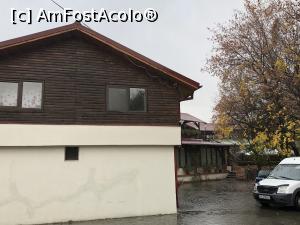 [P06] Asa arata Restaurantul Intim vazut dinspre parcarea din curte » foto by Dan&Ema
 - 
<span class="allrVoted glyphicon glyphicon-heart hidden" id="av1032532"></span>
<a class="m-l-10 hidden" id="sv1032532" onclick="voting_Foto_DelVot(,1032532,7257)" role="button">șterge vot <span class="glyphicon glyphicon-remove"></span></a>
<a id="v91032532" class=" c-red"  onclick="voting_Foto_SetVot(1032532)" role="button"><span class="glyphicon glyphicon-heart-empty"></span> <b>LIKE</b> = Votează poza</a> <img class="hidden"  id="f1032532W9" src="/imagini/loader.gif" border="0" /><span class="AjErrMes hidden" id="e1032532ErM"></span>