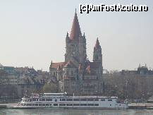 [P17] Instantaneu din Viena -Dunarea » foto by Traveller
 - 
<span class="allrVoted glyphicon glyphicon-heart hidden" id="av60154"></span>
<a class="m-l-10 hidden" id="sv60154" onclick="voting_Foto_DelVot(,60154,7265)" role="button">șterge vot <span class="glyphicon glyphicon-remove"></span></a>
<a id="v960154" class=" c-red"  onclick="voting_Foto_SetVot(60154)" role="button"><span class="glyphicon glyphicon-heart-empty"></span> <b>LIKE</b> = Votează poza</a> <img class="hidden"  id="f60154W9" src="/imagini/loader.gif" border="0" /><span class="AjErrMes hidden" id="e60154ErM"></span>