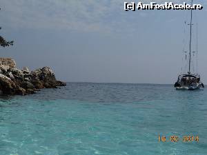 [P09] Plajele din Thassos - La Marble Beach (Saliara) sosesc vizitatori pe calea apelor.  » foto by iulianic
 - 
<span class="allrVoted glyphicon glyphicon-heart hidden" id="av522603"></span>
<a class="m-l-10 hidden" id="sv522603" onclick="voting_Foto_DelVot(,522603,7269)" role="button">șterge vot <span class="glyphicon glyphicon-remove"></span></a>
<a id="v9522603" class=" c-red"  onclick="voting_Foto_SetVot(522603)" role="button"><span class="glyphicon glyphicon-heart-empty"></span> <b>LIKE</b> = Votează poza</a> <img class="hidden"  id="f522603W9" src="/imagini/loader.gif" border="0" /><span class="AjErrMes hidden" id="e522603ErM"></span>