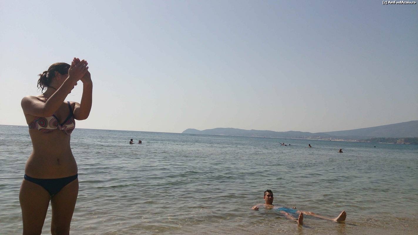 [P13] Kamari beach » foto by savescuvv
 - 
<span class="allrVoted glyphicon glyphicon-heart hidden" id="av553168"></span>
<a class="m-l-10 hidden" id="sv553168" onclick="voting_Foto_DelVot(,553168,7269)" role="button">șterge vot <span class="glyphicon glyphicon-remove"></span></a>
<a id="v9553168" class=" c-red"  onclick="voting_Foto_SetVot(553168)" role="button"><span class="glyphicon glyphicon-heart-empty"></span> <b>LIKE</b> = Votează poza</a> <img class="hidden"  id="f553168W9" src="/imagini/loader.gif" border="0" /><span class="AjErrMes hidden" id="e553168ErM"></span>