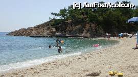 [P16] Tripiti Beach: o plaja frumoasa, cu nisip nu prea fin, dar acceptabil.  » foto by Nicu V
 - 
<span class="allrVoted glyphicon glyphicon-heart hidden" id="av401784"></span>
<a class="m-l-10 hidden" id="sv401784" onclick="voting_Foto_DelVot(,401784,7269)" role="button">șterge vot <span class="glyphicon glyphicon-remove"></span></a>
<a id="v9401784" class=" c-red"  onclick="voting_Foto_SetVot(401784)" role="button"><span class="glyphicon glyphicon-heart-empty"></span> <b>LIKE</b> = Votează poza</a> <img class="hidden"  id="f401784W9" src="/imagini/loader.gif" border="0" /><span class="AjErrMes hidden" id="e401784ErM"></span>