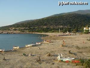 [P03] Plaja Platana, skala Maries, dincolo de portul pescaresc » foto by crismis
 - 
<span class="allrVoted glyphicon glyphicon-heart hidden" id="av570738"></span>
<a class="m-l-10 hidden" id="sv570738" onclick="voting_Foto_DelVot(,570738,7269)" role="button">șterge vot <span class="glyphicon glyphicon-remove"></span></a>
<a id="v9570738" class=" c-red"  onclick="voting_Foto_SetVot(570738)" role="button"><span class="glyphicon glyphicon-heart-empty"></span> <b>LIKE</b> = Votează poza</a> <img class="hidden"  id="f570738W9" src="/imagini/loader.gif" border="0" /><span class="AjErrMes hidden" id="e570738ErM"></span>